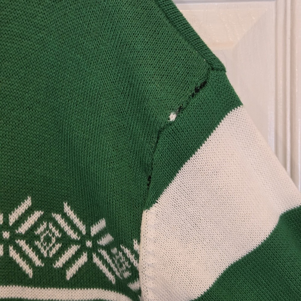 Peanuts Snoopy Mens XXL Green Just Chillin Christmas Holiday Sweater NWT 2XL - Picture 12 of 12